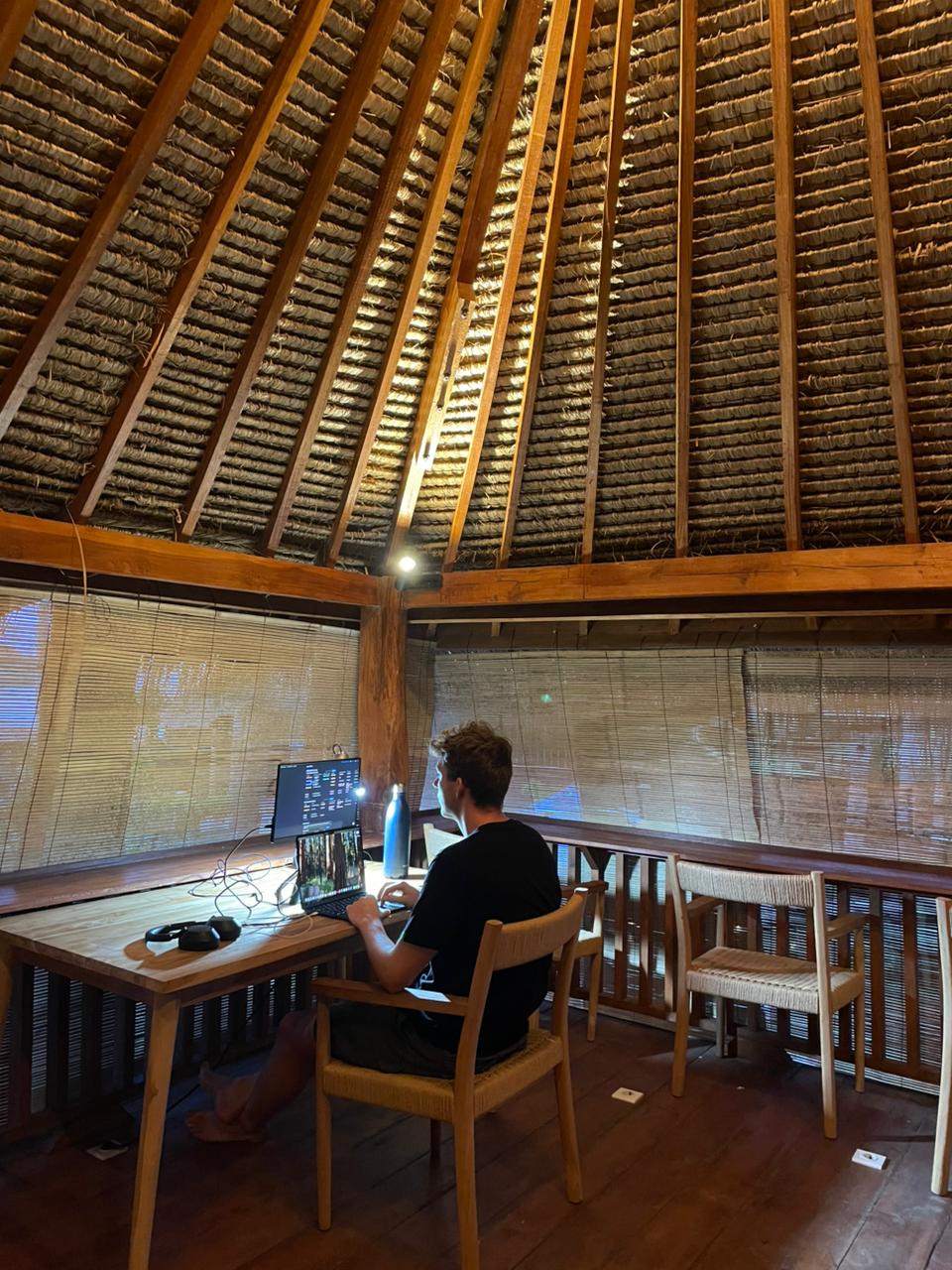 Khatulistiwa working space